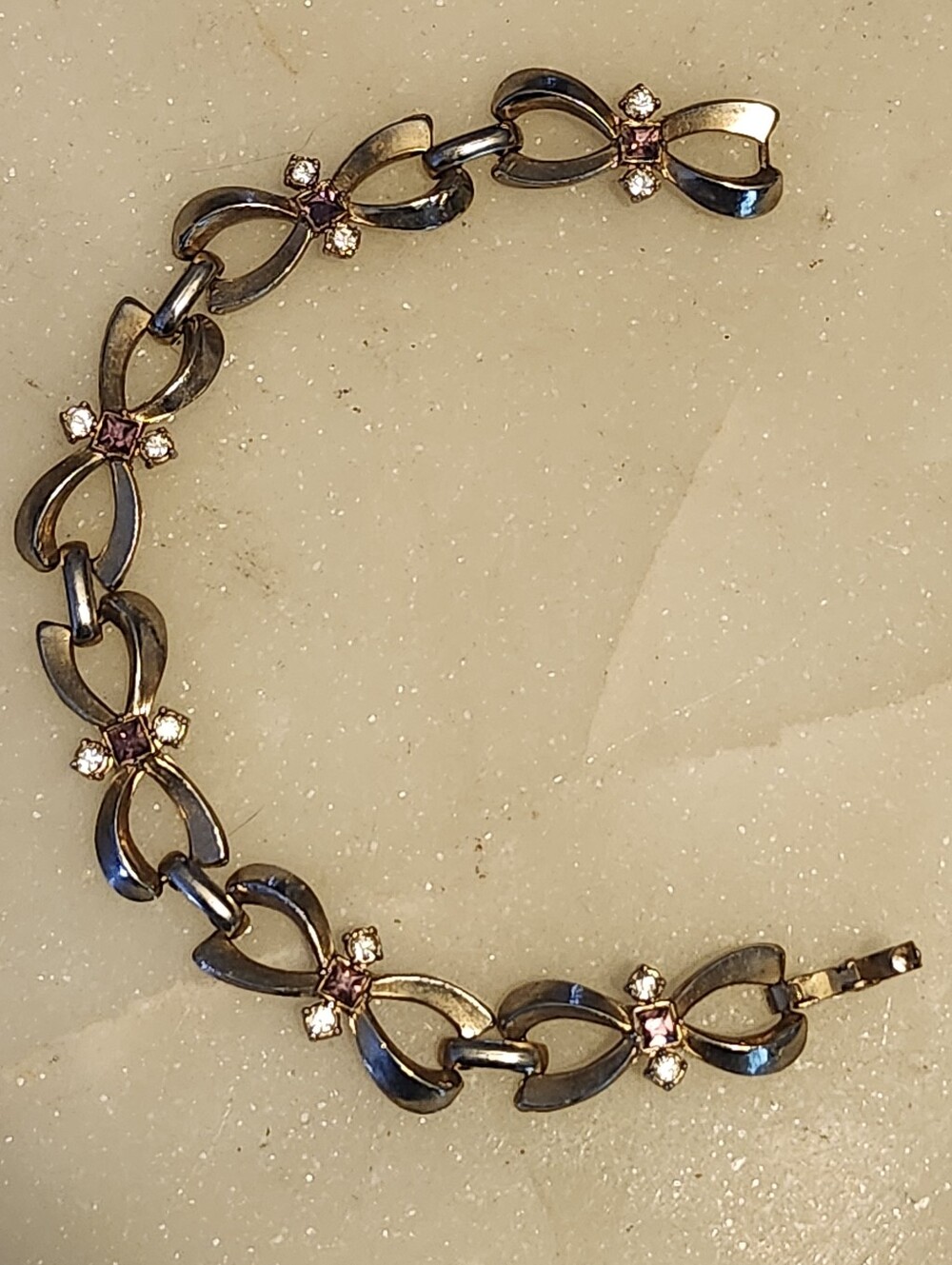 Delicate Bow-Link Bracelet with Pink Crystals - Silver Tone